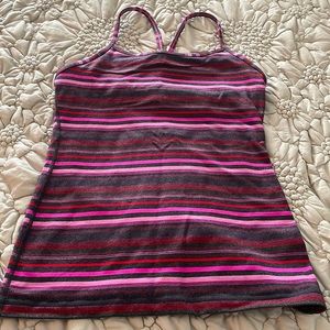 Lululemon tank with built in bra